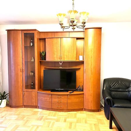 Vintage Bucharest Apartment מראה חיצוני תמונה